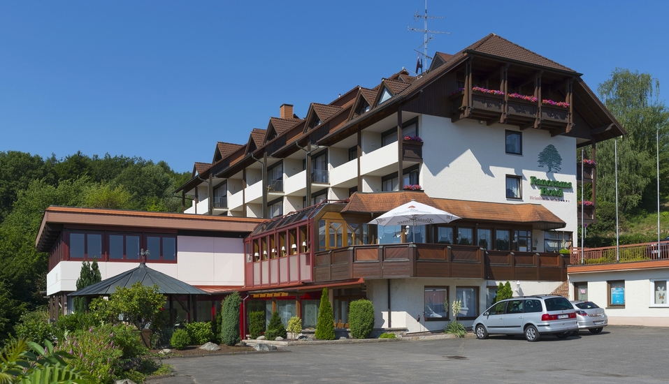 Willkommen im Panorama Hotel Heimbuchenthal im Spessart!
