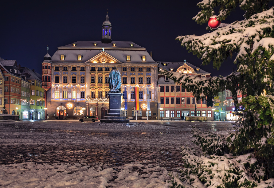 Festlicher Lichterglanz und weihnachtliche Atmosphäre in Coburg.