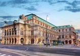 Besuchen Sie eines der bedeutendsten Opernhäuser der Welt: Die Wiener Staatsoper.