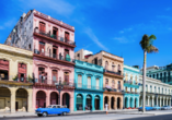 Kombination aus Städteerlebnis und unberührtem Urlaubsparadies, Hauptstraße von Havanna