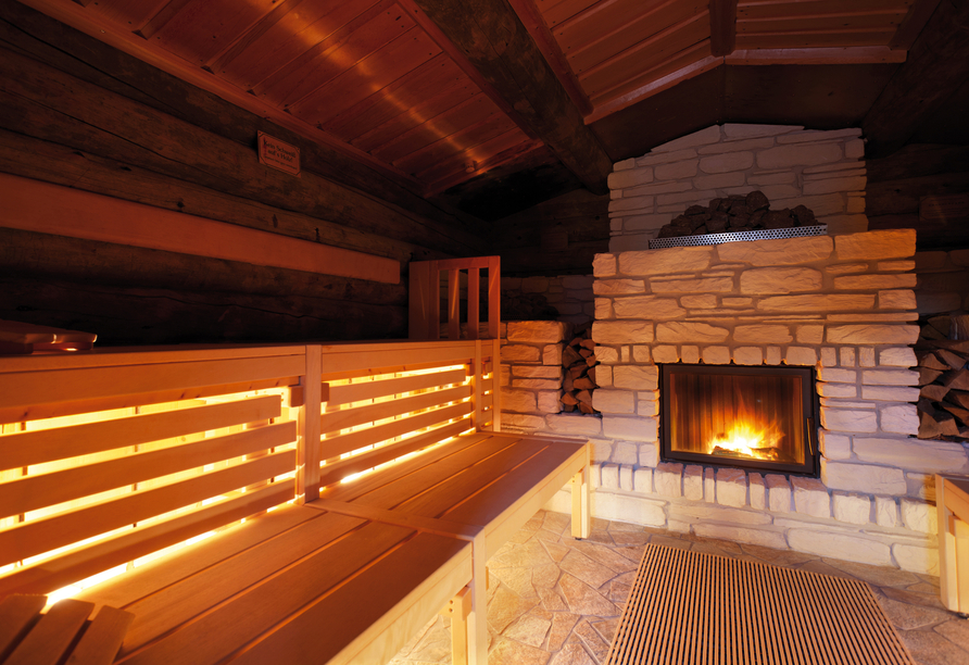 Schwitzen Sie eine Runde in der Sauna in der Wellness- und Freizeitoase Kübomare.