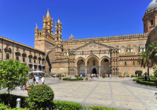 Bei der Stadtführung durch Palermo sehen Sie auch die Kathedrale.
