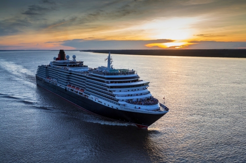MS Queen Victoria, Außenansicht