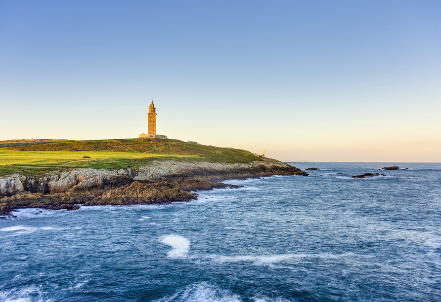 Der römische Leuchtturm Hércules ist das Wahrzeichen der spanischen Hafenstadt La Coruña.