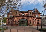 Historische Architektur und der Charme der Neckarstadt machen Heidelberg zu einem lohnenden Ausflugsziel.