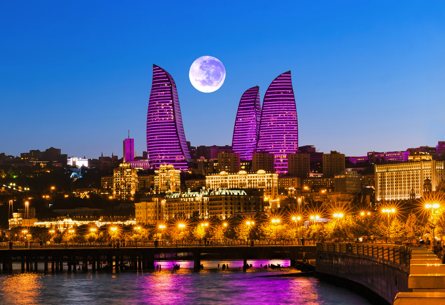 Juwelen von Aserbaidschan, Georgien und Armenien, Flame Towers, Baku