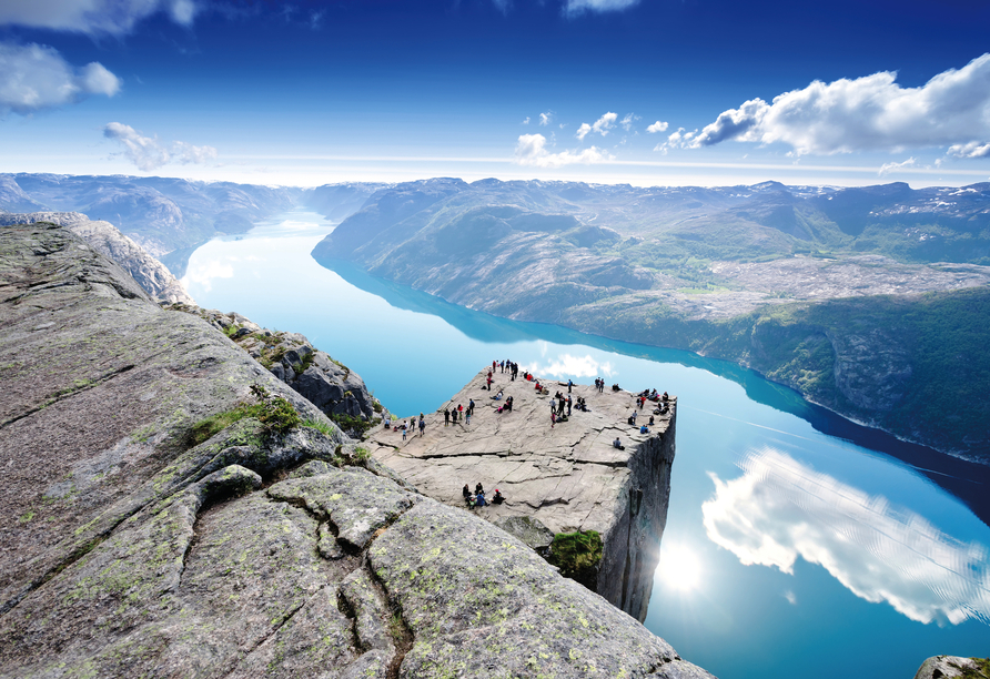 Der imposante Preikestolen hoch über dem Lysefjord!
