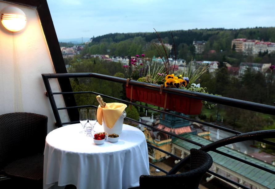 Hotel Kriváň in Marienbad, Doppelzimmerbeispiel mit Balkon 