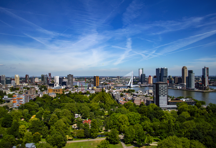 Das Wolkenkratzer-Panorama Rotterdams ist einzigartig in den Niederlanden.