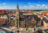München ist nicht weit entfernt – ein Besuch lohnt sich allemal.