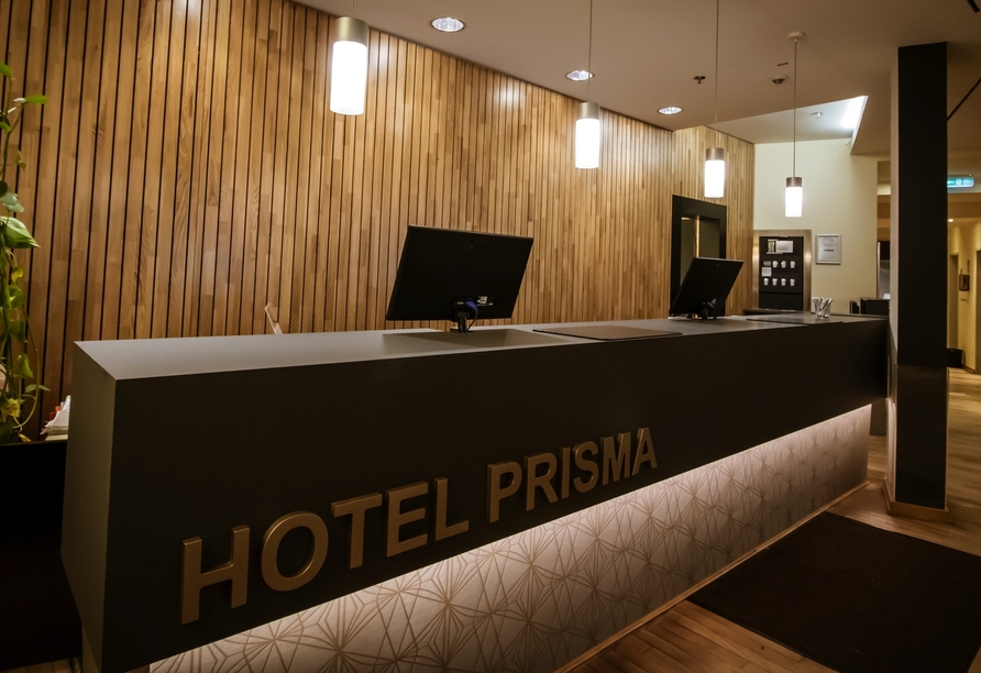 Best Western Hotel Prisma, Rezeption
