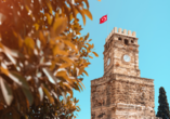 Der Uhrturm ist eine der vielen Sehenswürdigkeiten von Antalya, die sie bei Ihrem Ausflug sehen werden.