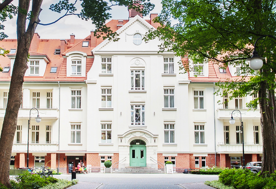 Erleben Sie einen unvergesslichen Aufenthalt in der großzügigen Hotelanlage Kaiser´s Garten.
