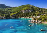 Die pittoresken Buchten Korfus laden zum Träumen und Verweilen ein.