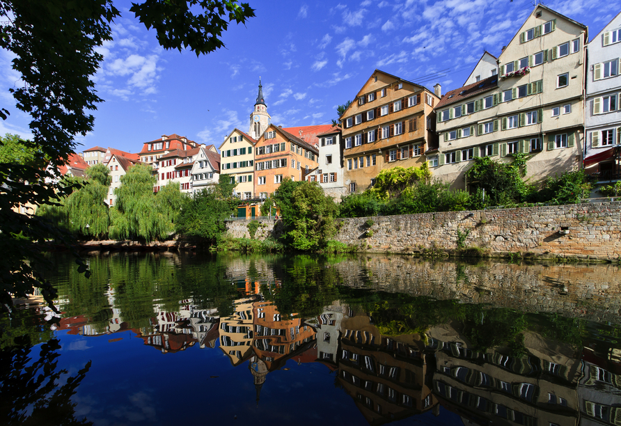 Die hervorragende Lage Ihres Urlaubshotels ermöglicht auch einen Ausflug nach Tübingen am Neckar.