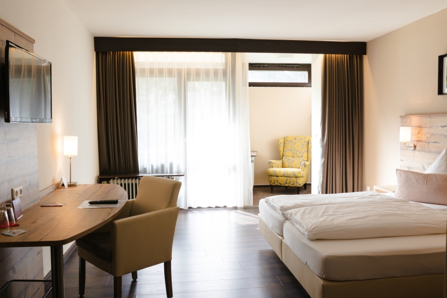 Beispiel eines Doppelzimmers Komfort mit Balkon im Hotel Luisenpark