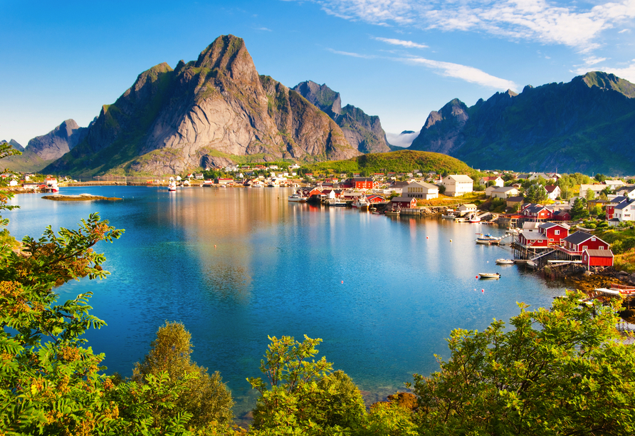 Die Lofoten sind eines der zahlreichen Highlights Norwegens.