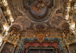 Glanz und Geschichte vereint: Das UNESCO-Weltkulturerbe Markgräfliche Opernhaus ist ein Juwel der Barockarchitektur.