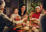 Weihnachten an der Polnischen Ostsee, Familie am Tisch