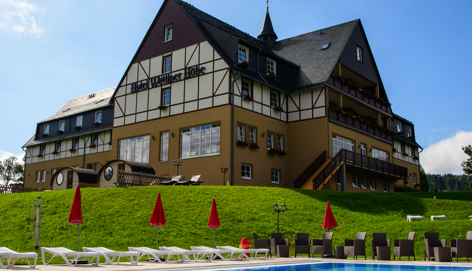 Das Panorama Berghotel verfügt seit Kurzem über zwei neue Außenpools!