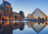 Ein Besuch des bekannten Museums Louvre sollte auf jeden Fall ein Bestandteil Ihres Aufenthaltes sein.