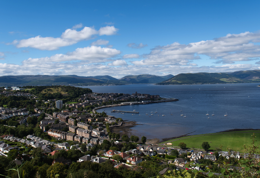 Greenock ist der ideale Ausgangspunkt für Tagesausflüge nach Edinburgh und Glasgow.