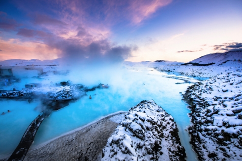 Die berühmte Blaue Lagune bei Reykjavík in Island