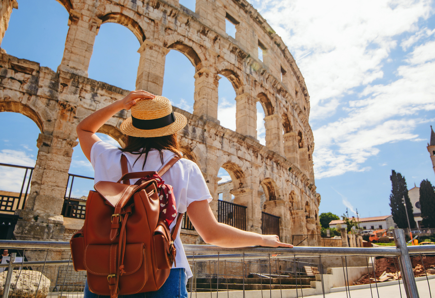 Das imposante Amphitheater in Pula entführt Sie auf eine Zeitreise in die römische Antike.