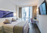 Beispiel eines Doppelzimmers mit Queensize-Bett im Hotel Riu Plaza New York Times Square