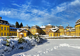 Das Residenzschloss Bad Arolsen zeigt sich in winterlicher Pracht.