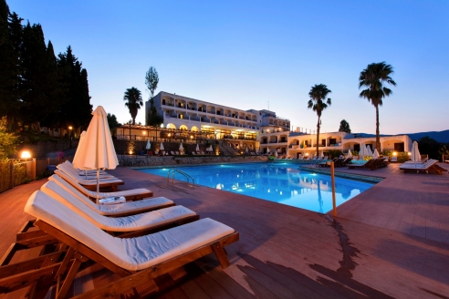 Freuen Sie sich auf einen unvergesslichen Urlaub auf Korfu und in Ihrem Hotel Magna Graecia!