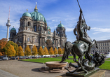 Der Berliner Dom liegt auf der Museumsinsel.