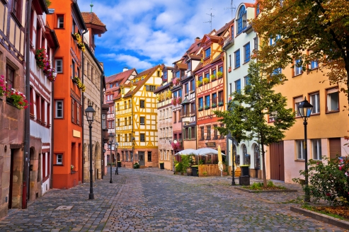 Lassen Sie sich von der bunten Altstadt in Nürnberg verzaubern.