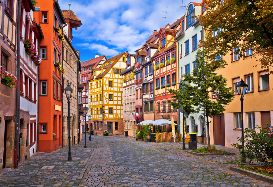 Lassen Sie sich von der bunten Altstadt in Nürnberg verzaubern.