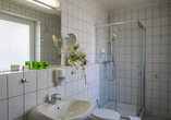 Beispiel eines Badezimmers in Ihrem Ferien Hotel Spree-Neiße. 