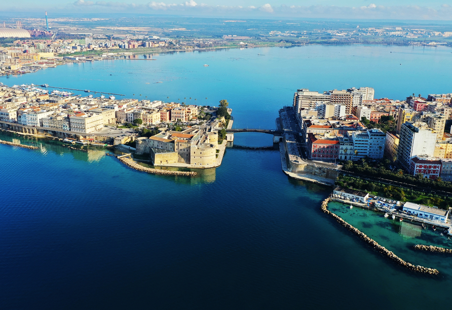 Die Stadt der zwei Meere: Tarent in Italien