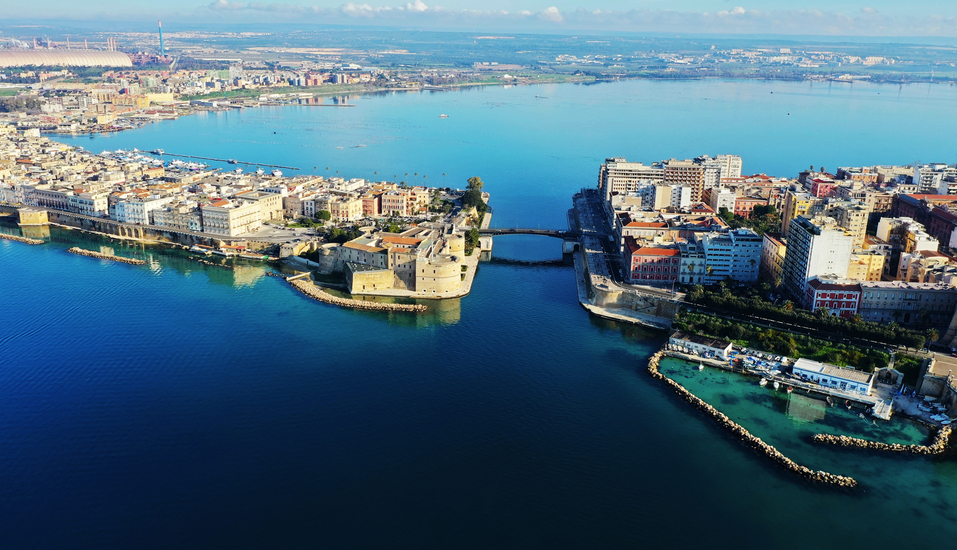 Die Stadt der zwei Meere: Tarent in Italien
