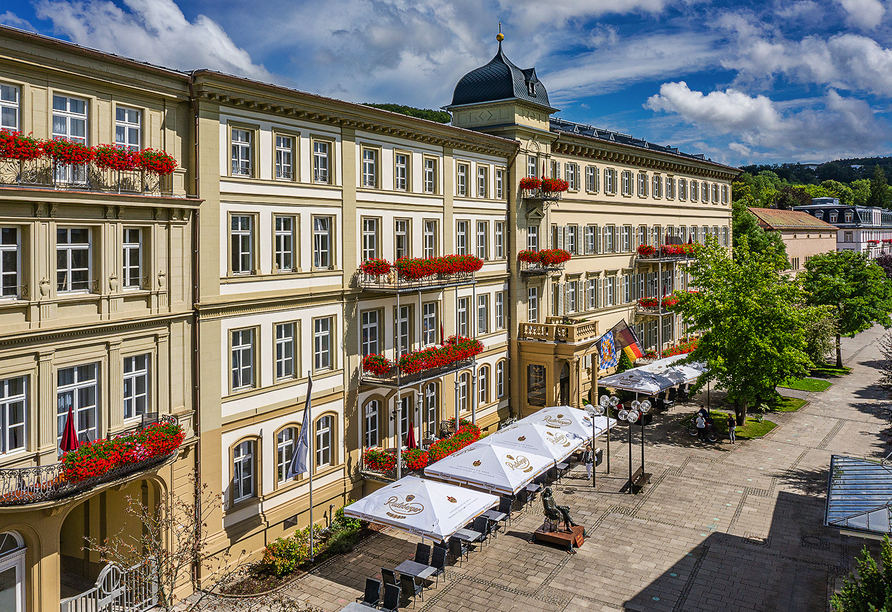 Das Grand Hotel Kaiserhof Victoria erwartet Sie im charmanten Ortszentrum von Bad Kissingen.