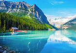 Sie besuchen u. a. den Banff National Park und fahren zum Lake Louise.