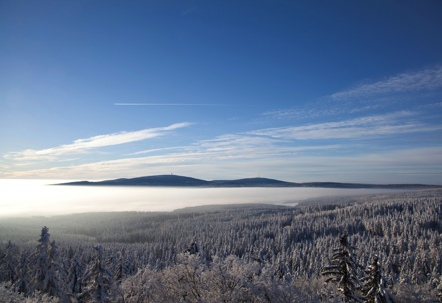 Das Fichtelgebirge zeigt sich im Winter von seiner weißen Seite.