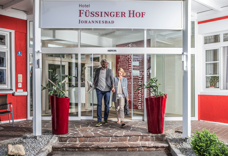 Das Johannesbad Hotel Füssinger Hof freut sich auf Ihren Besuch.
