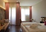 Beispiel eines Doppelzimmers im Mjus Resort & Thermal Park 