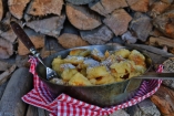 Genießen Sie leckere, typisch österreichische Speisen, wie zum Beispiel Kaiserschmarrn.