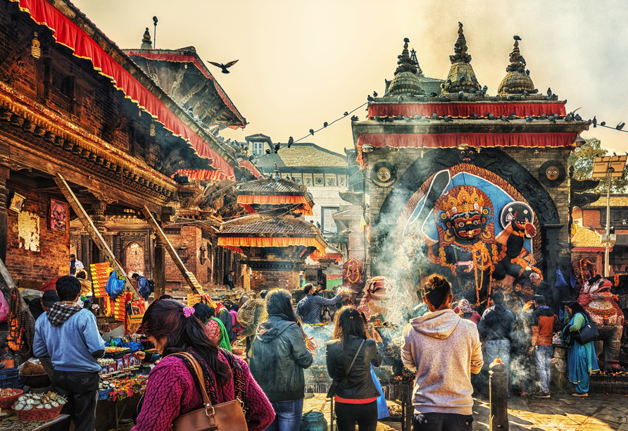 Tauchen Sie ein in die lebendige Altstadt von Kathmandu.