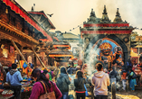 Tauchen Sie ein in die lebendige Altstadt von Kathmandu.
