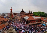 Je nach Anreise können Sie eines der bunten Straßenfeste in Kathmandu miterleben.