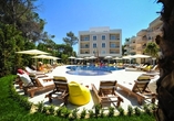 Außenpool des Sandy Beach Resorts
