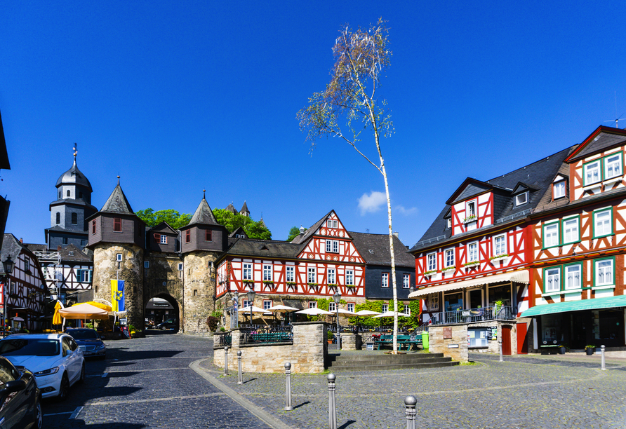 Sieht aus wie im Märchen – erleben Sie die historische Fachwerk-Altstadt von Braunfels.