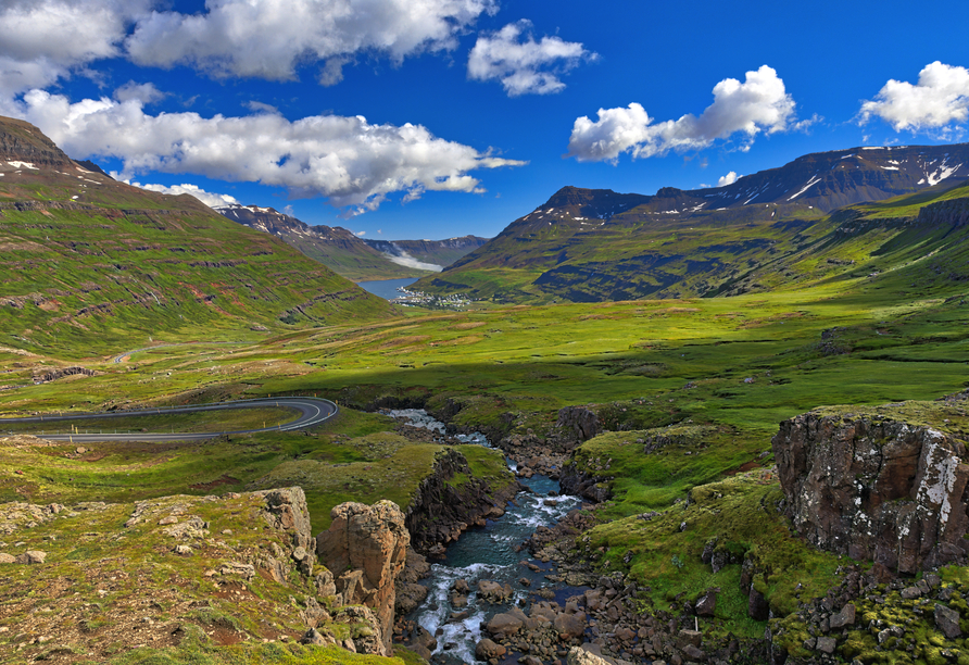 Seyðisfjörðurs weitläufige Umgebung ist beliebt unter Naturliebhabern.
