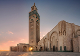 Die Hassan-II.-Moschee in Casablanca ist die größte Moschee Afrikas.